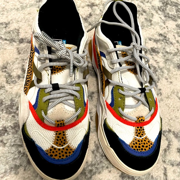 Vans Shoes - COPY - Vans Varix cheetah size 7